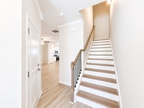 Building Photo - 208 Harvest Ridge Ln