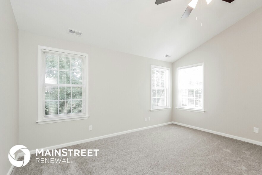 Building Photo - 6320 Spanish Moss Ln