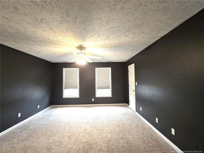 Building Photo - 5527 Rising Ridge Dr