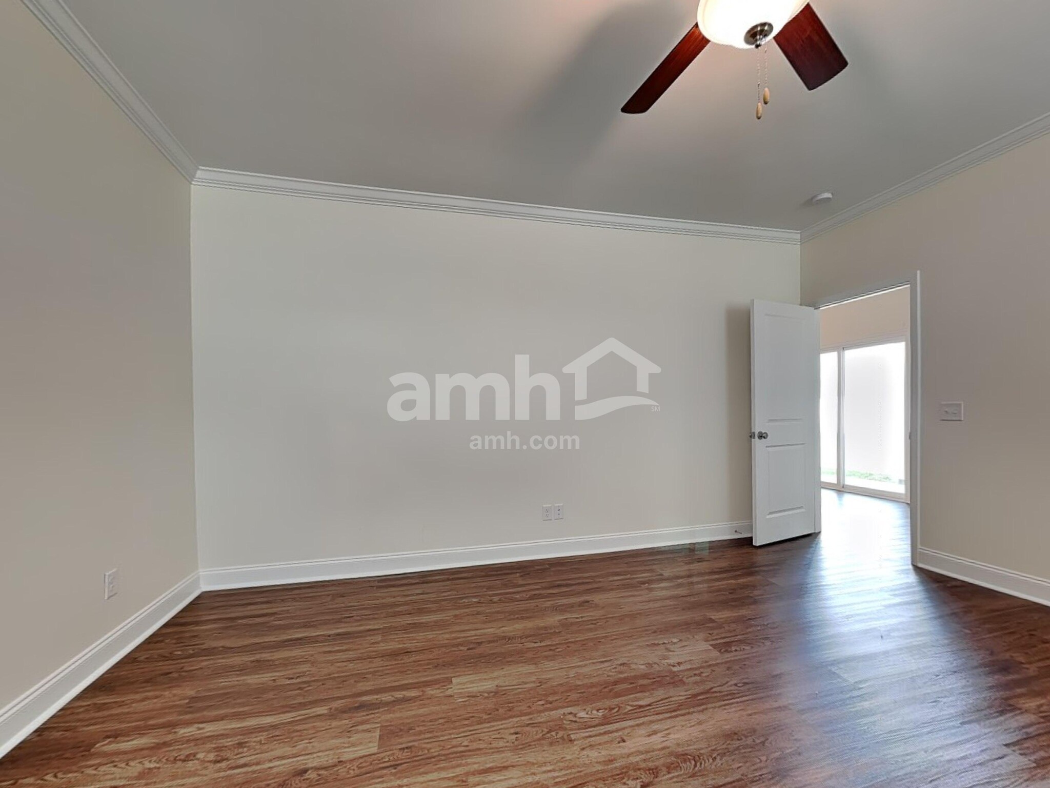 Building Photo - 207 Parkside Blvd