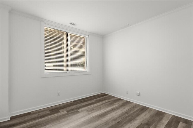 Building Photo - 1421 Peachtree St NE