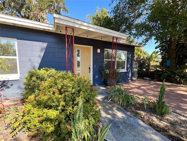 Building Photo - 1055 Cherokee Ave