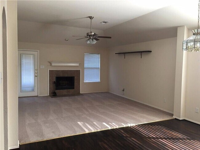 Building Photo - Adorable 1-Story Home in Paloma Creek – Denton ISD!