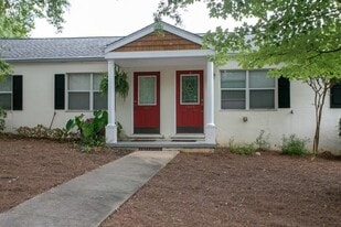 Building Photo - 1545 Stone Gate Ln SE