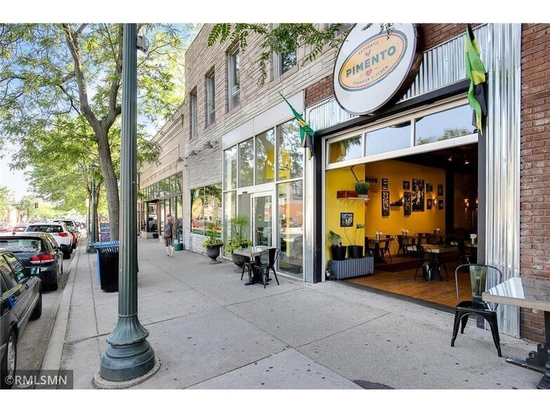 Building Photo - 2532 1st Ave S