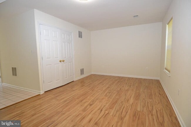 Building Photo - 6340 Demme Pl