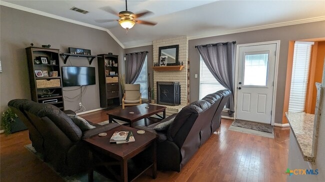 Building Photo - 1301 Girard St