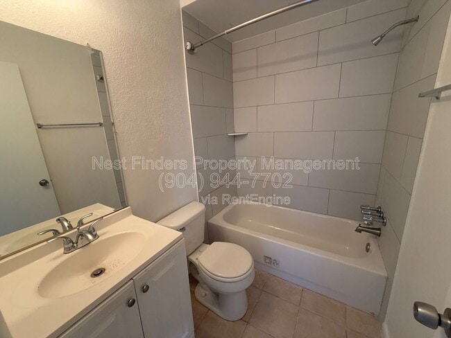 Building Photo - 1318 Sydney Pl