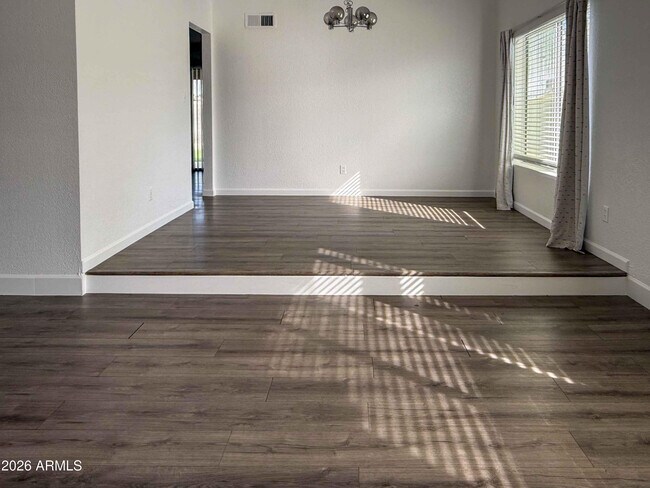 Building Photo - 16811 N 32nd Ave