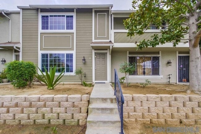 Primary Photo - 2989 Village Pine Dr
