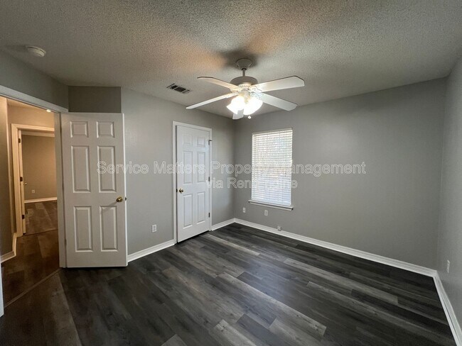 Building Photo - 4830 Timberland Dr