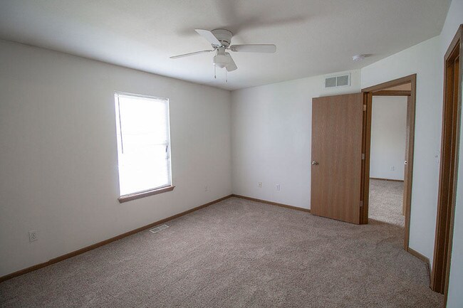 Building Photo - 1426 Greensboro Dr