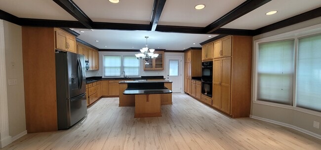 Building Photo - 12812 Bluet Ln