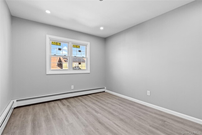 Building Photo - 310 Lindell Blvd