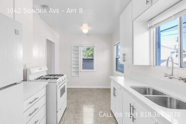 Building Photo - 1042 Sonora Ave