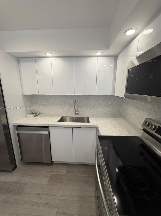 Building Photo - 851 Three Islands Boulevard