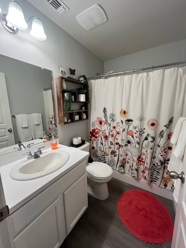 Building Photo - 4230 E Four Creeks Ct