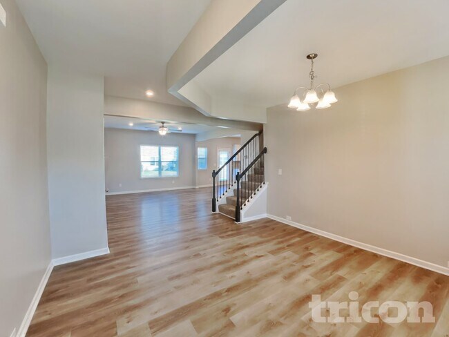 Building Photo - 3726 Pelham Wood Dr