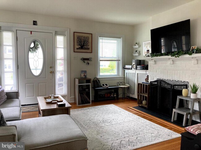 Building Photo - 219 Williams Rd