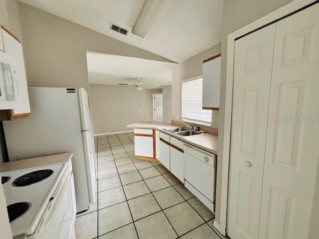 Building Photo - 2830 Ascot Ln