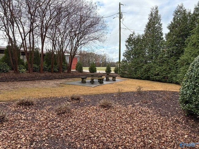 Building Photo - 19408 Huntsville Brownsferry Rd