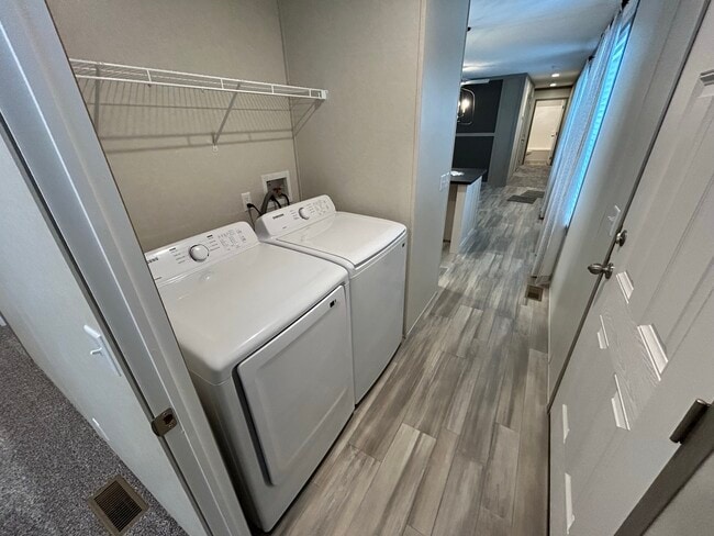 Building Photo - 701 Hawaii