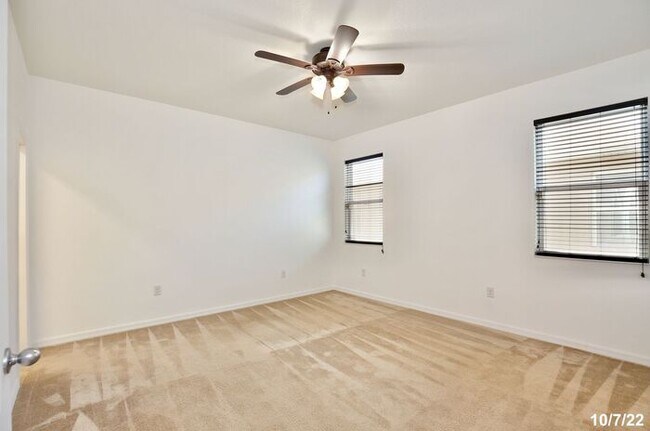 Building Photo - Beautiful 3/ 2 Home with a 2 Car Garage and a Water view- St Cloud!