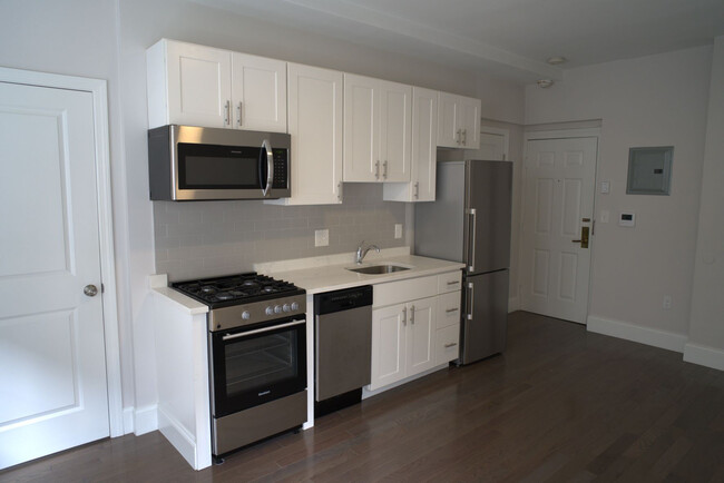 Interior Photo - Clearway Apartments