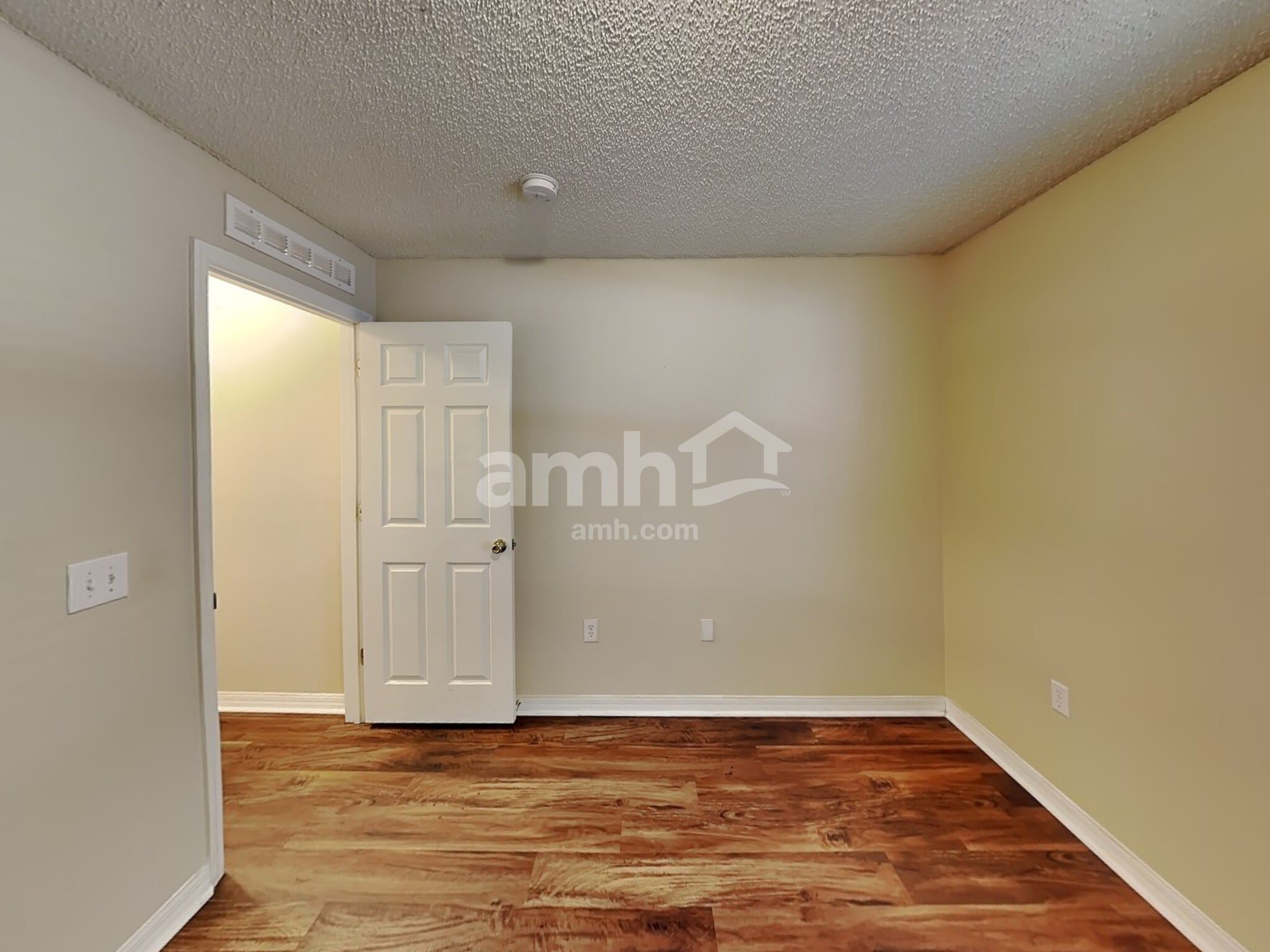 Building Photo - 1228 Welch Ridge Ter