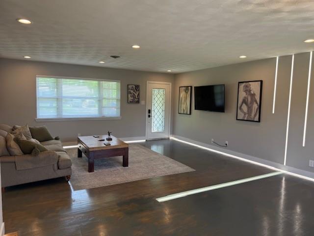 Building Photo - 436 Degan Ave