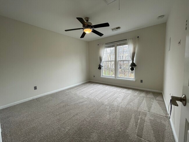 Building Photo - 11915 Royal Castle Ct