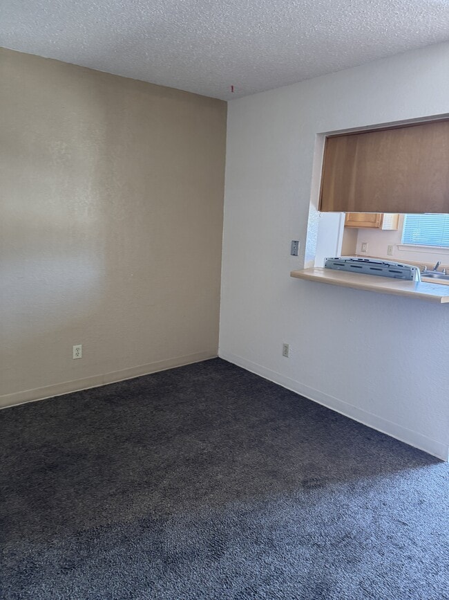 Primary Photo - 13340 Horizon Blvd