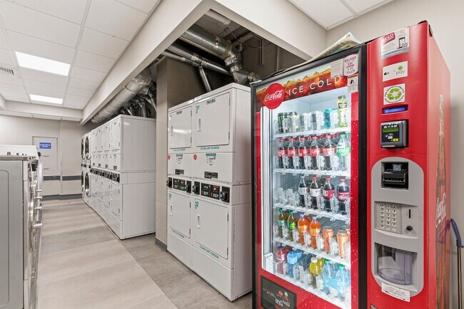 Building Photo - 5601 JFK Blvd E