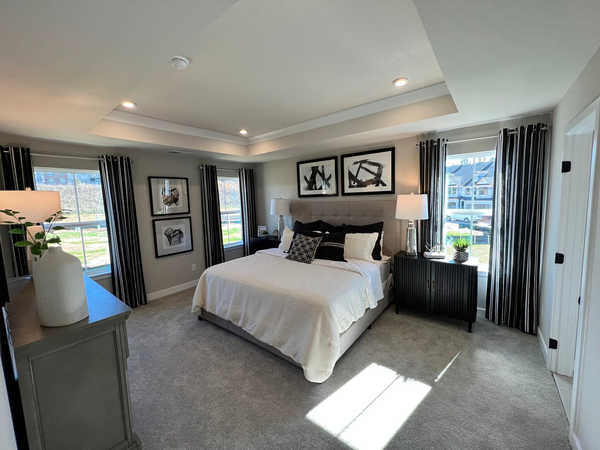 Building Photo - 180 Climbing Ivy Cir