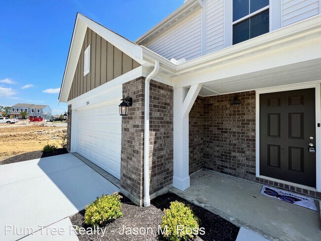 Building Photo - 4 br, 2.5 bath House - 7876 Ellington Court