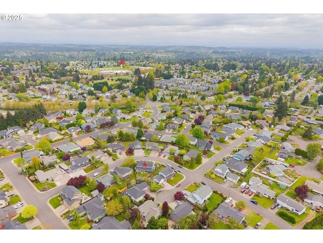 Building Photo - Spacious 4BR, 3 Bath House in Felida