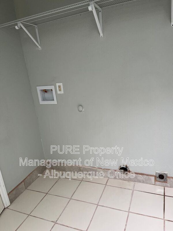 Building Photo - 1309 Locura Rd SW