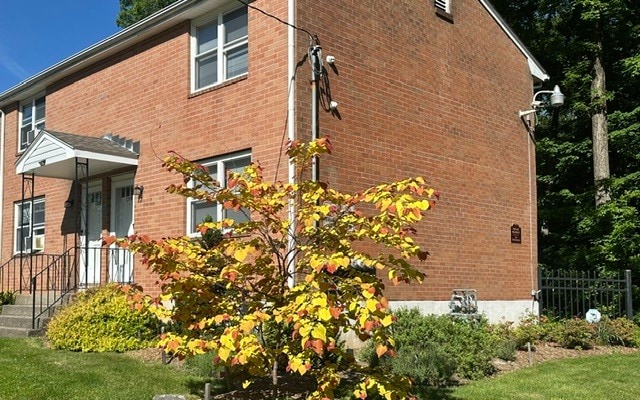 Building Photo - 1308 Slater Rd