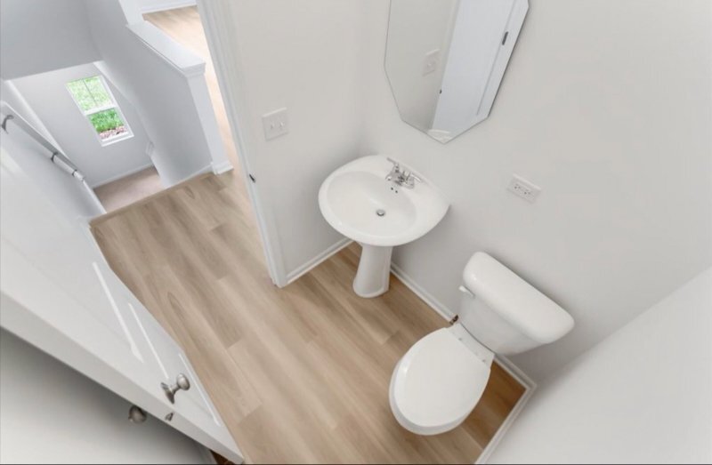 Building Photo - 1060 E Oakton St