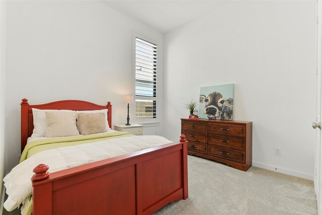 Building Photo - 607 Livermore St