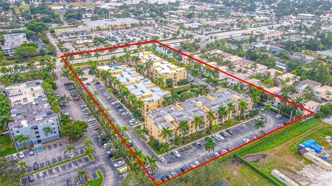 Building Photo - 1450 SE 3rd Ave