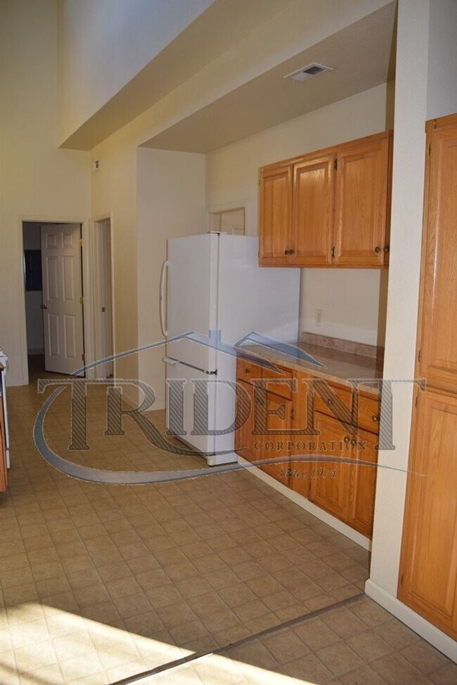 Building Photo - 830 Wilkie Way