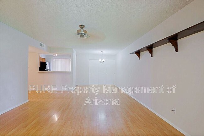 Building Photo - 9355 N 91st St