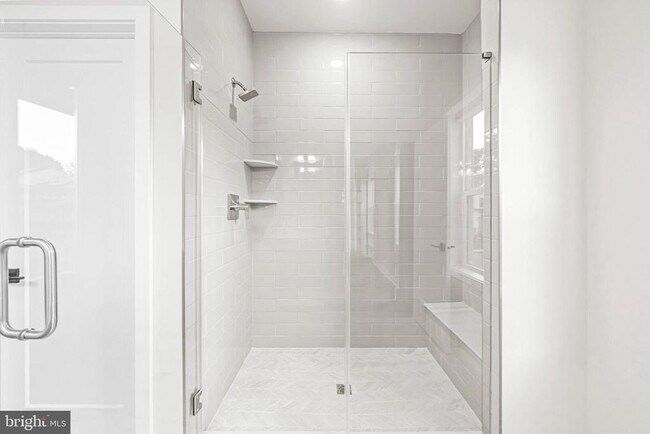 Building Photo - 315 Gilman St