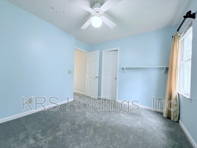 Building Photo - 1208 Tobacco Barn Rd