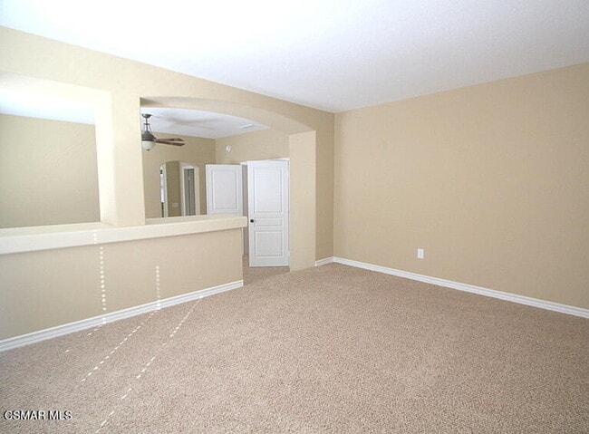 Building Photo - 276 Chantilly Cir