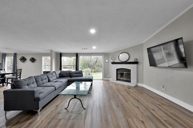 Building Photo - 22603 Tuwa Rd