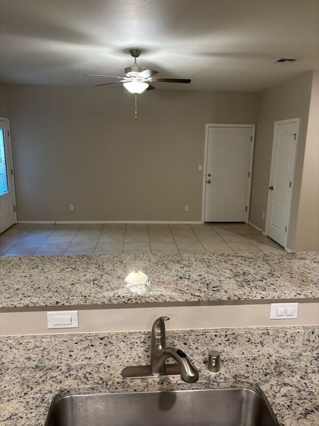 Building Photo - Executive 2 story Town house 4 Bedroom 3 b...