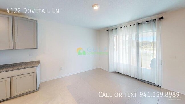 Building Photo - 4122 Dovetail Ln