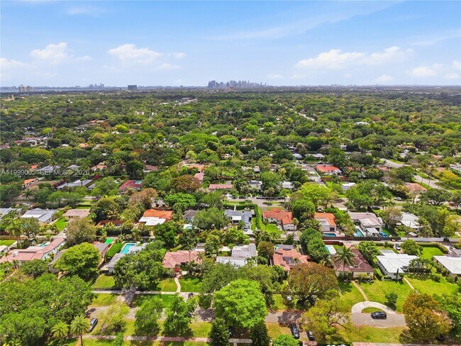 Building Photo - 86 NE 110th St